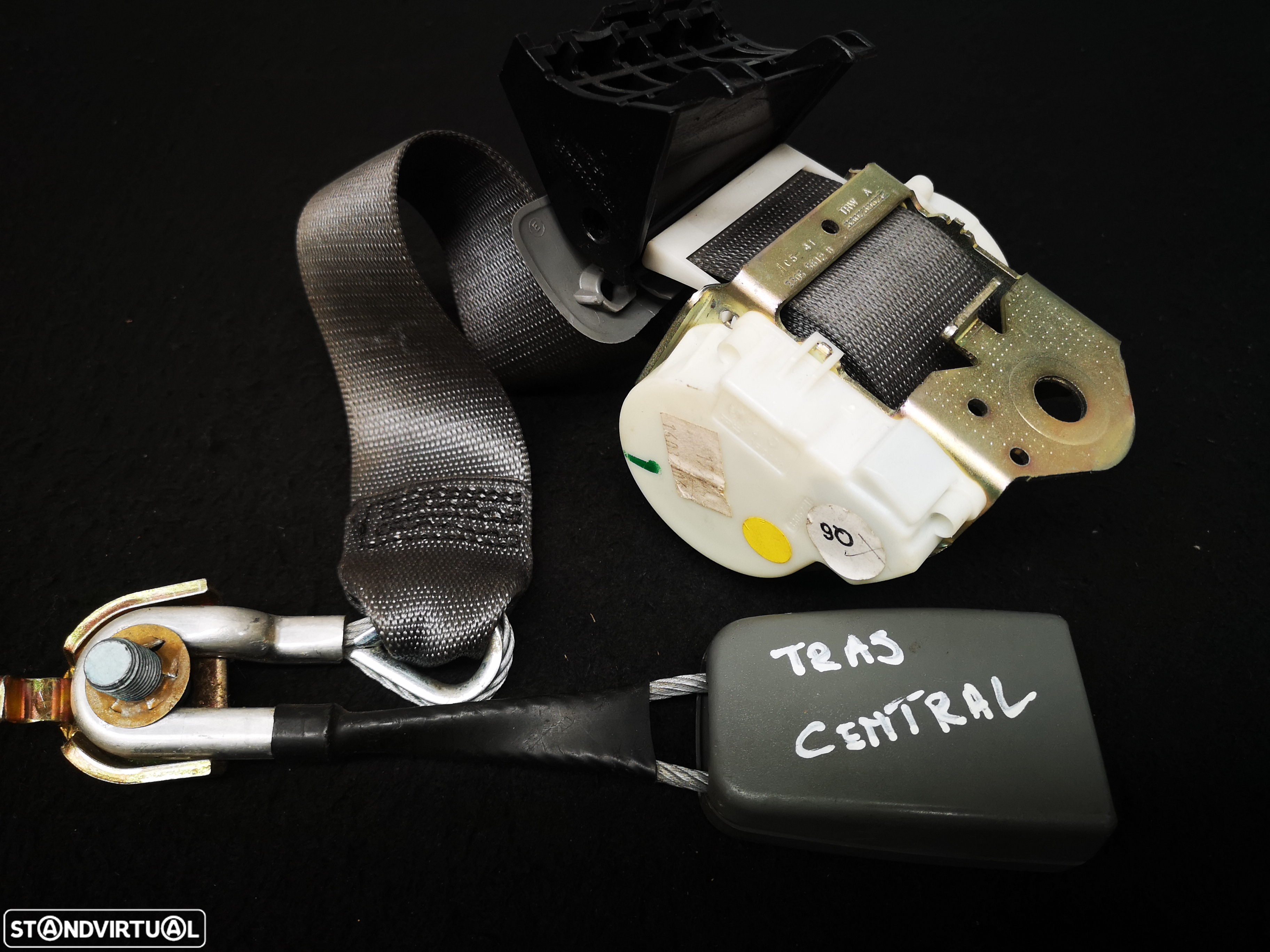 Cinto de Segurança traseira  central Mercedes w221 2006+ - 3