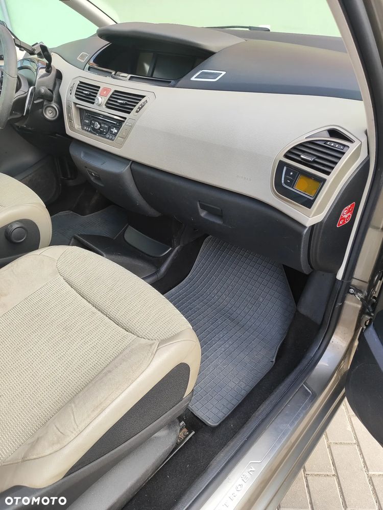 Citroën C4 Grand Picasso 2.0 HDi Exclusive MCP - 16