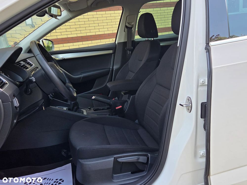 Skoda Octavia 2.0 TDI Drive - 7