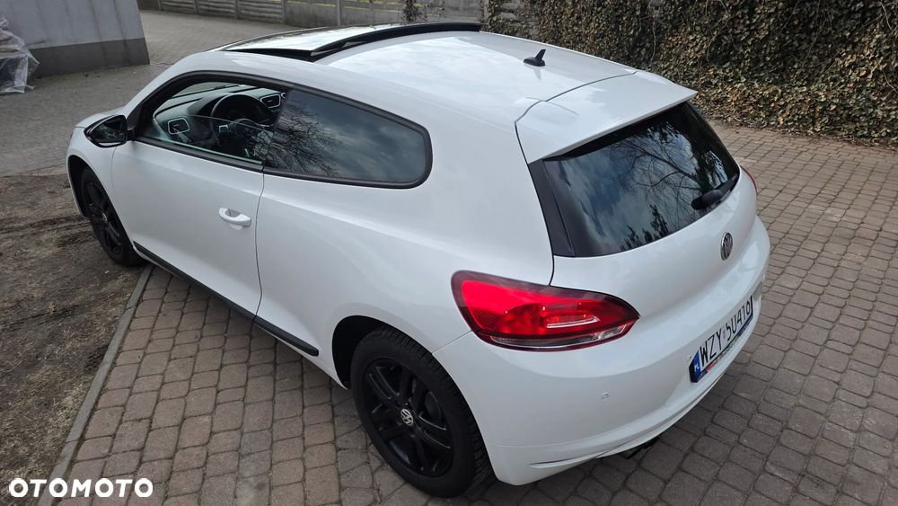 Volkswagen Scirocco 1.4 TSI BlueMotion Technology Match - 25