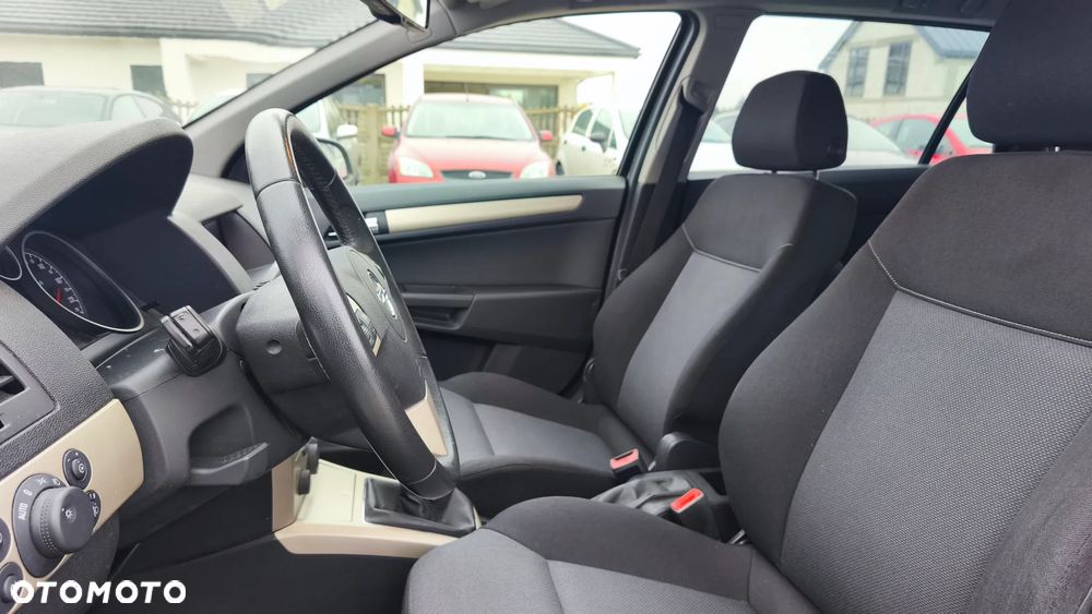 Opel Astra - 18