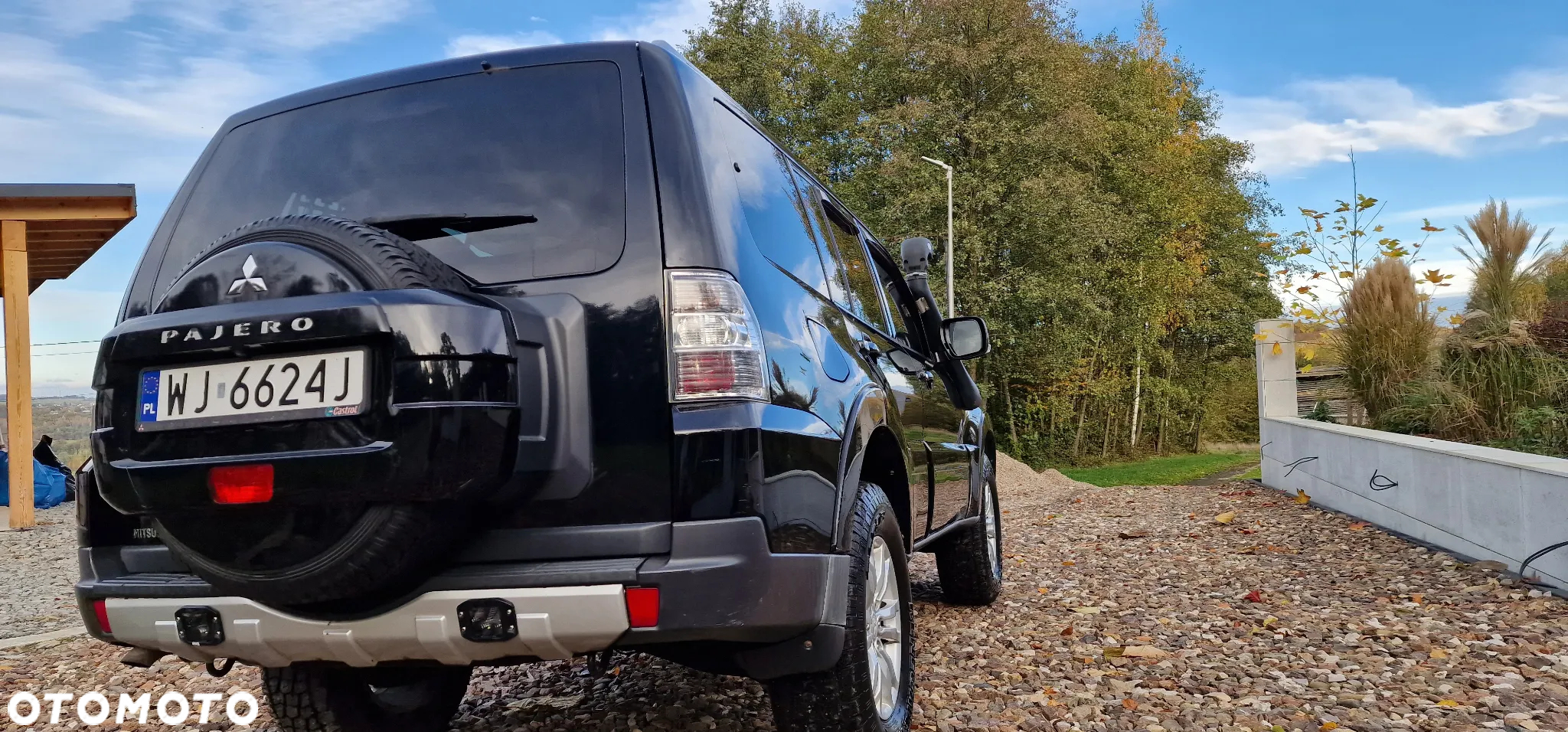 Mitsubishi Pajero 3.2 DID Intense + - 7