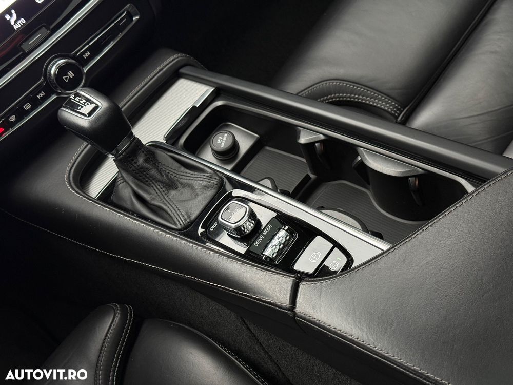 Volvo S90 D4 Geartronic Inscription - 11
