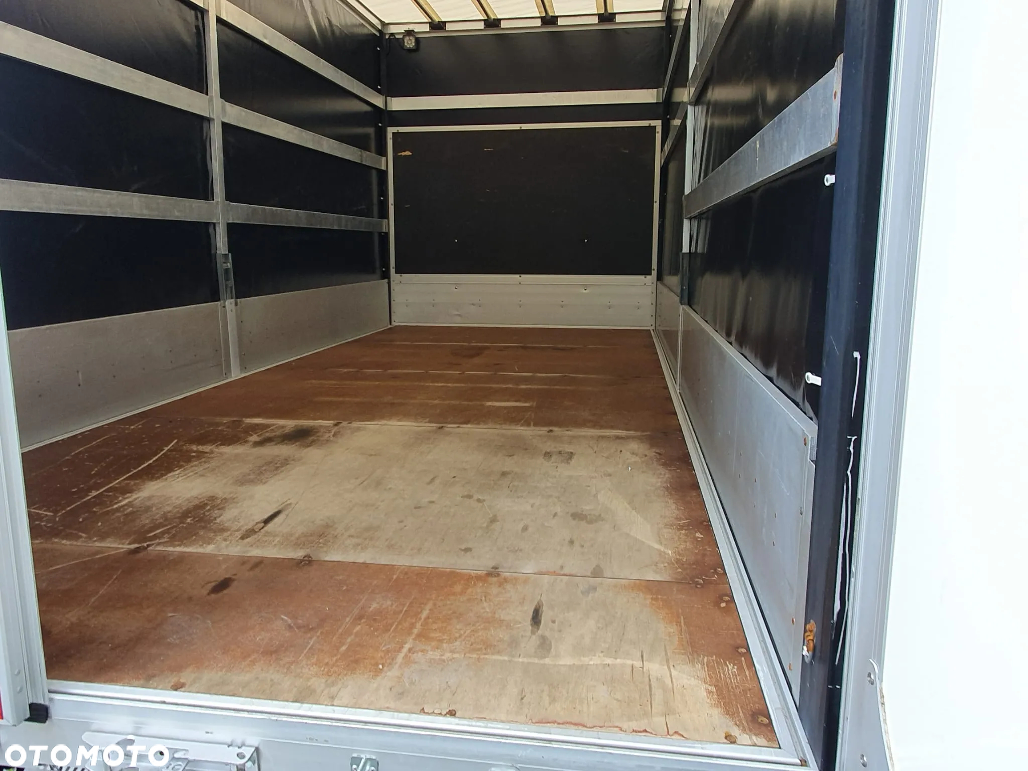 Iveco Daily 50C18 Skrzyniowe Bliźniak Tylne Drzwi Krajowy - 10