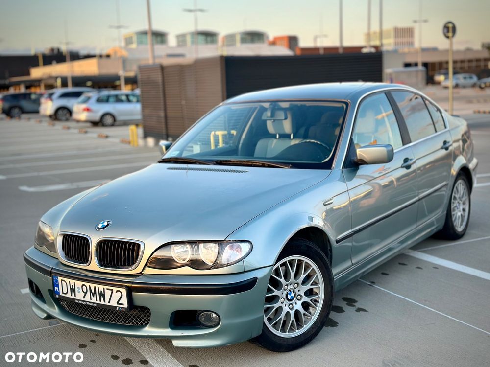BMW Seria 3 320d Edition Sport - 4