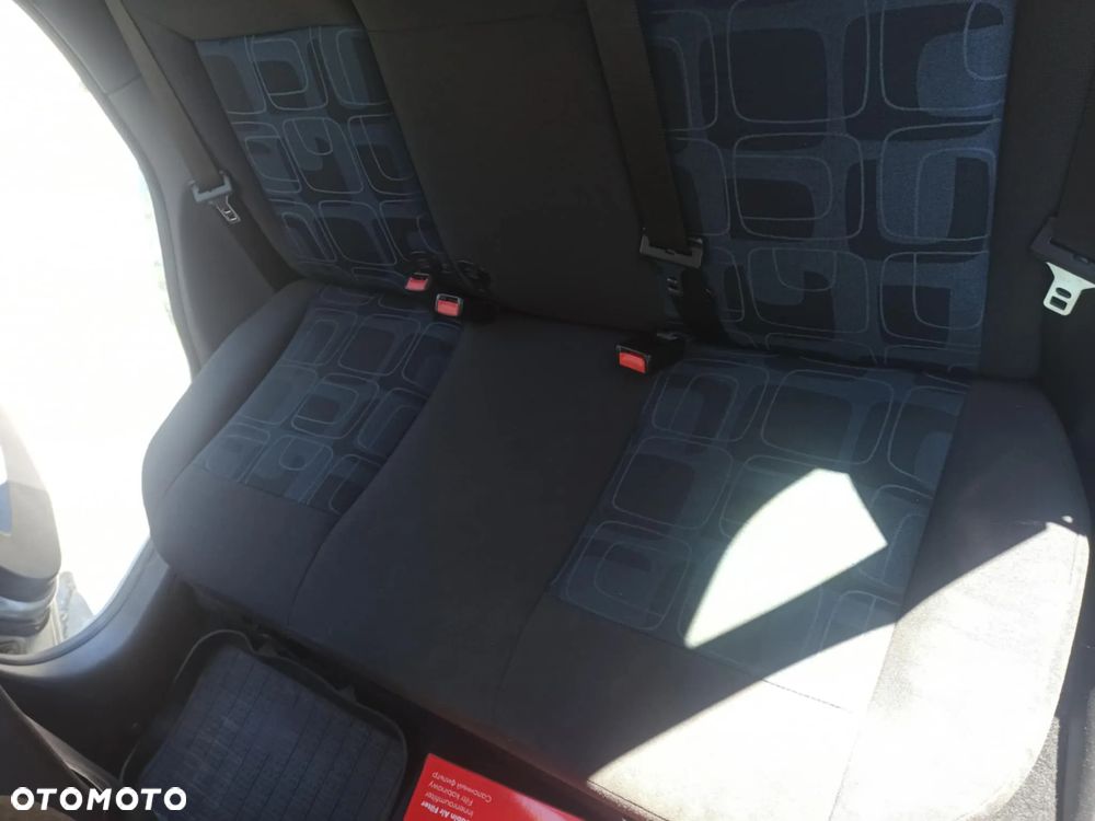 Ford Fiesta - 7