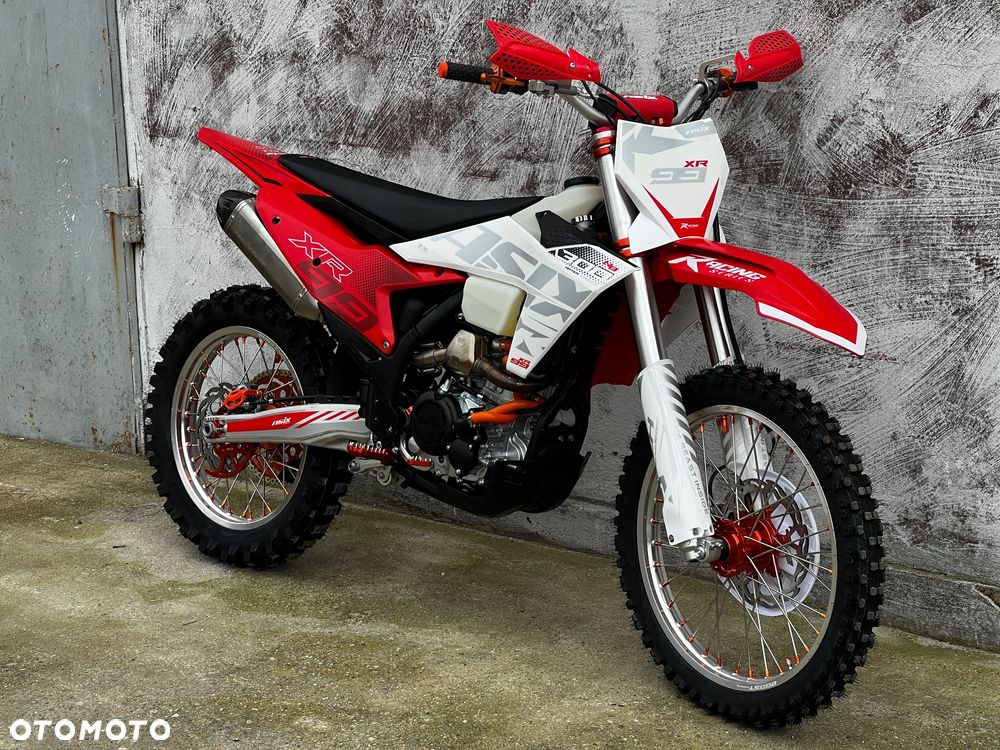 ASIX XR - 1