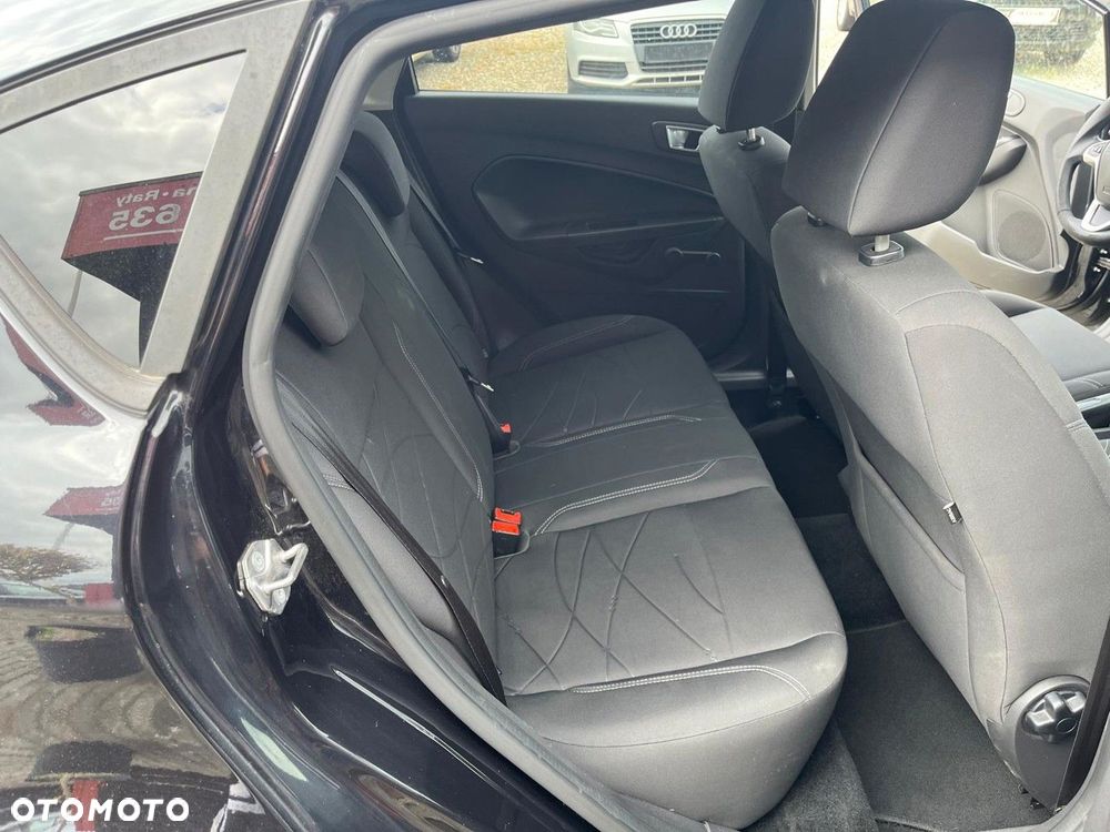 Ford Fiesta - 13