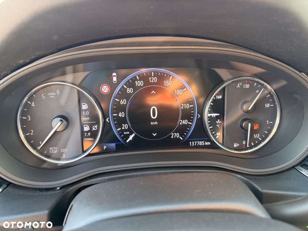 Opel Insignia - 8