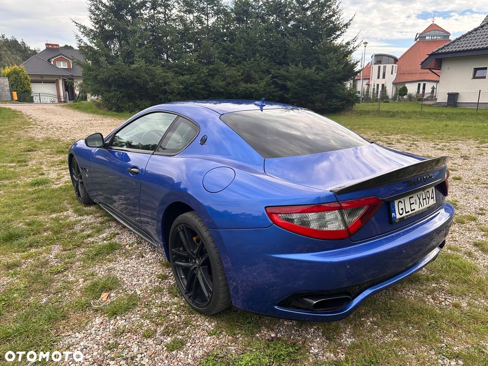 Maserati GranTurismo S Automat - 5