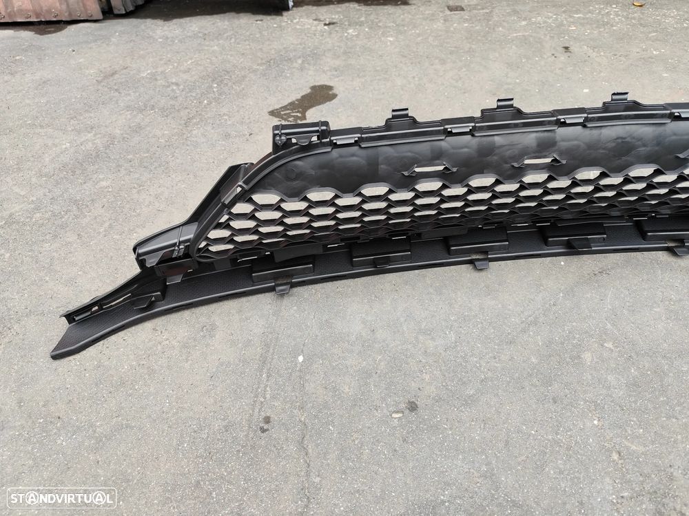 MERCEDES C W205 GRELHA PARA CHOQUES FRENTE - G100 - 5