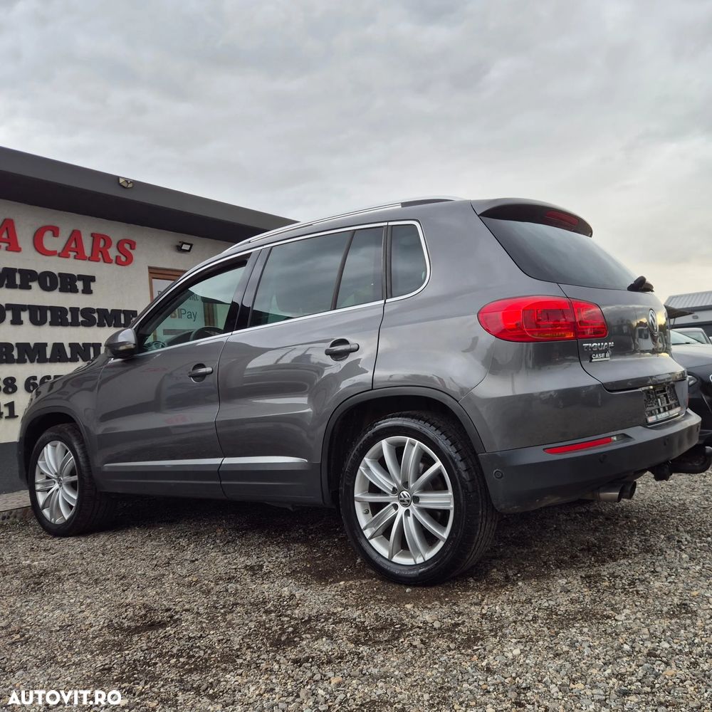 Volkswagen Tiguan 2.0 TDI 4Motion DSG Sport & Style - 11