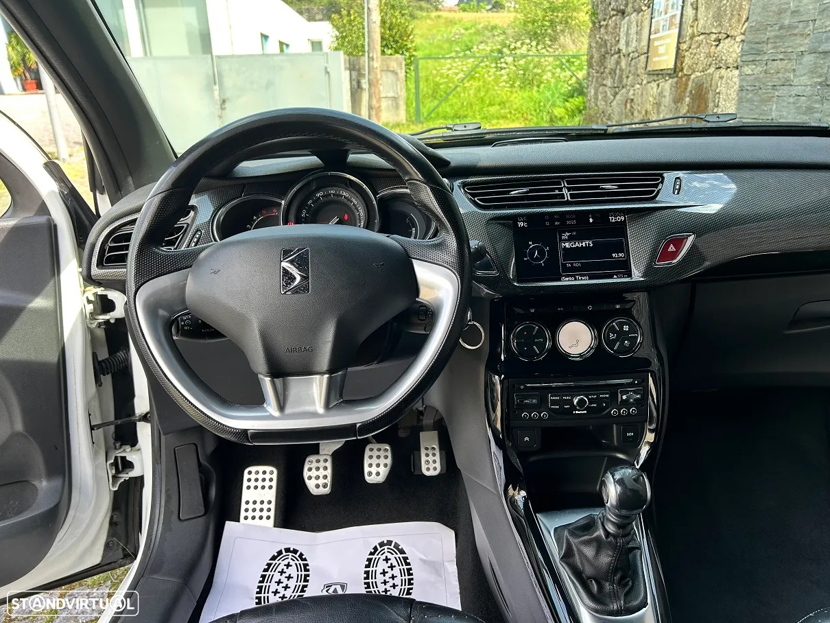 Citroën DS3 1.6 HDi Airdream Sport Chic - 12
