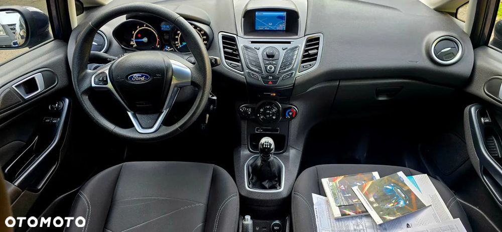 Ford Fiesta 1.0 Champions Edition - 9