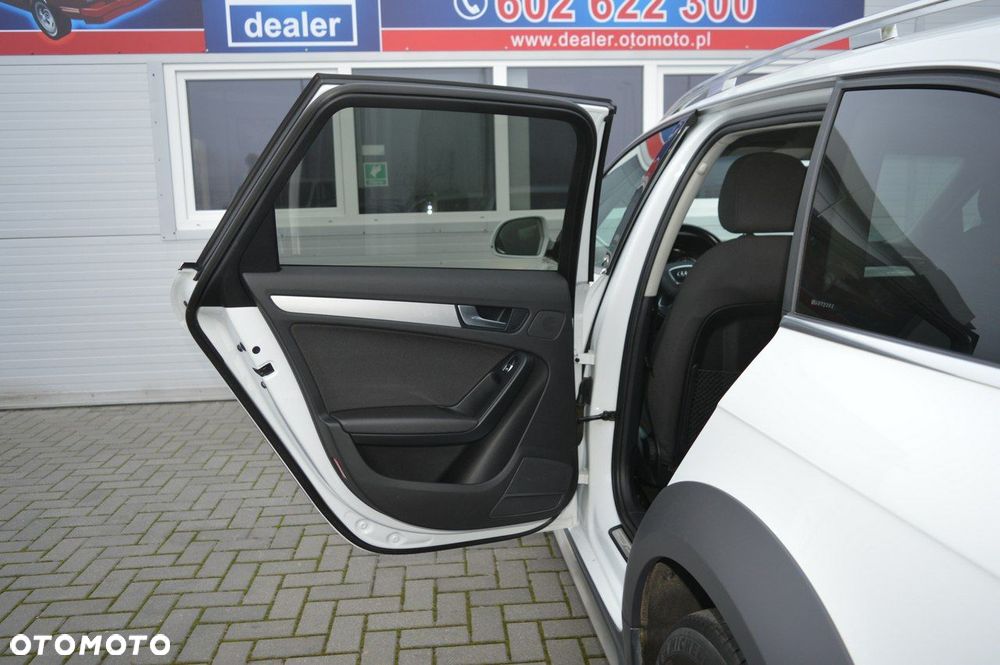Audi A4 Allroad 2.0 TDI Quattro - 35