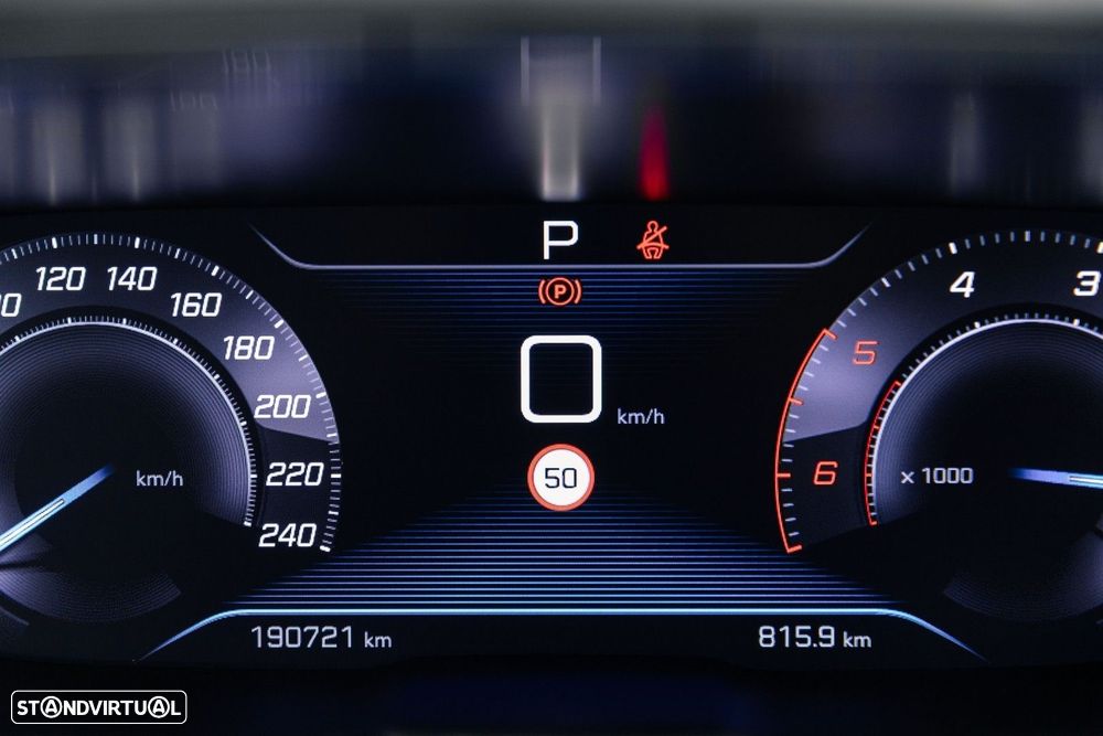 Peugeot 5008 1.5 BlueHDi Active Pack - 25