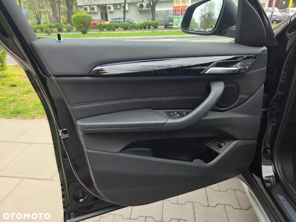 BMW X1 xDrive20i - 28