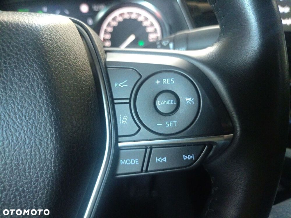 Toyota Camry 2.5 Hybrid Executive CVT - 19