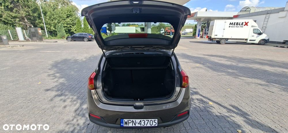 Kia Ceed 1.6 GDI L - 31