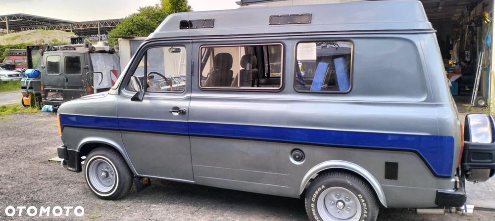 Ford Transit - 1