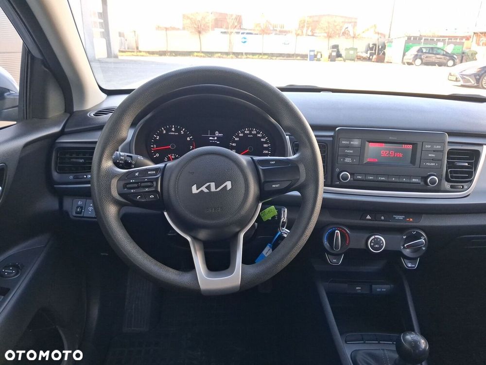 Kia Rio 1.2 M - 17