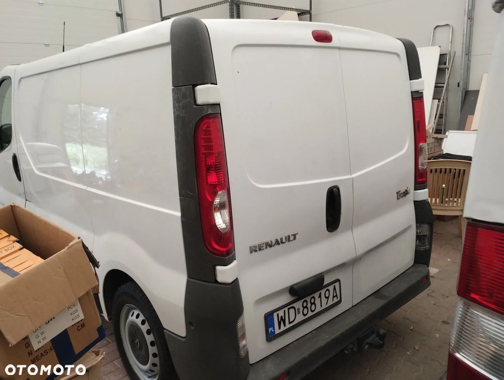 Renault Trafic - 2