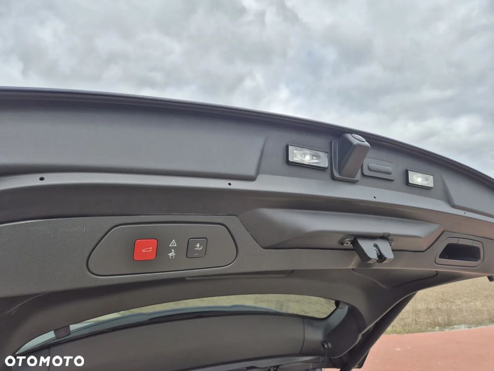 Opel Grandland X 1.2 T GPF Ultimate S&S - 28