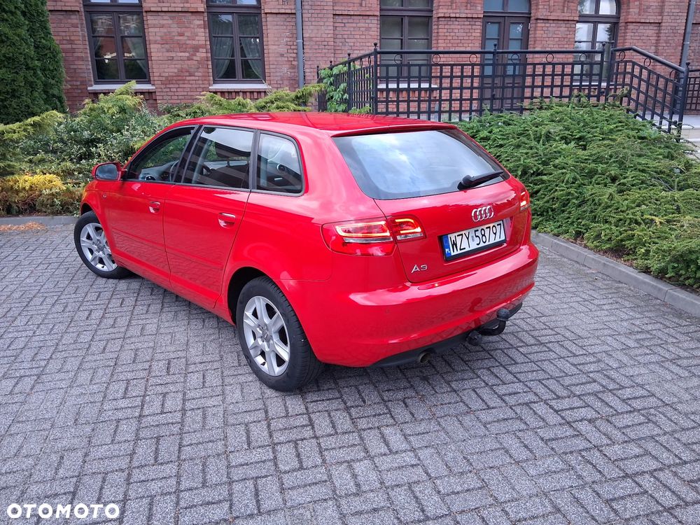 Audi A3 Sportback 1.6 Attraction - 6