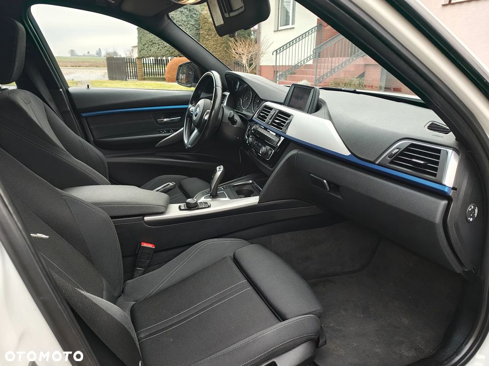 BMW Seria 3 320i GPF M Sport - 14