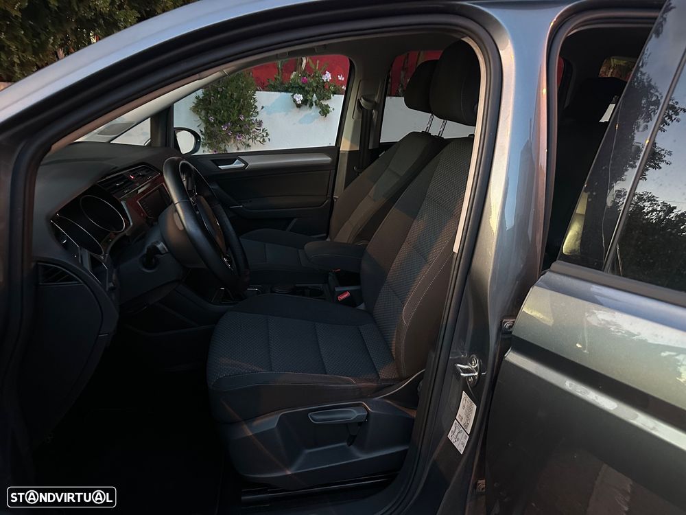 VW Touran 1.6 TDI Confortline - 22