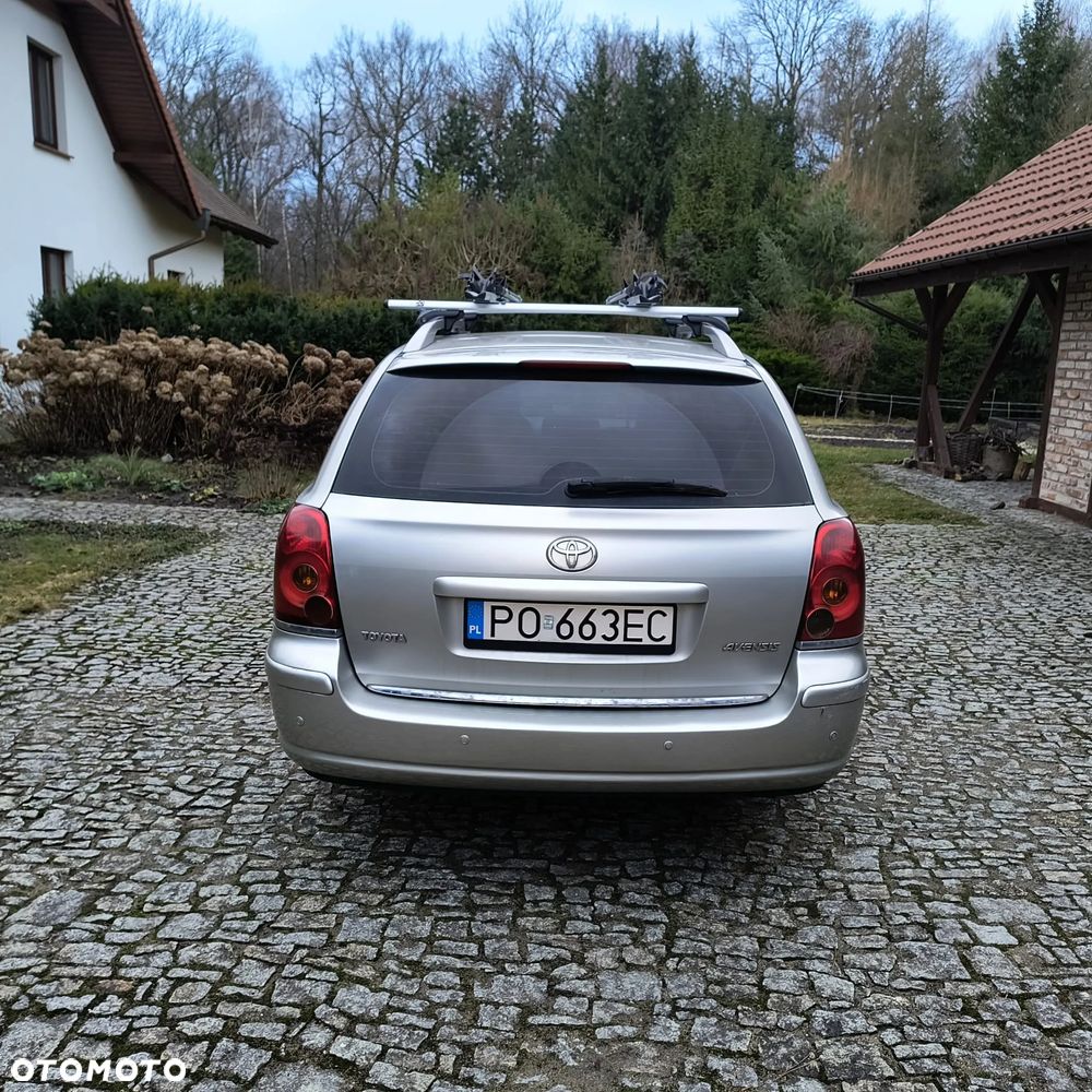 Toyota Avensis 2.2 D-4D Prestige - 5