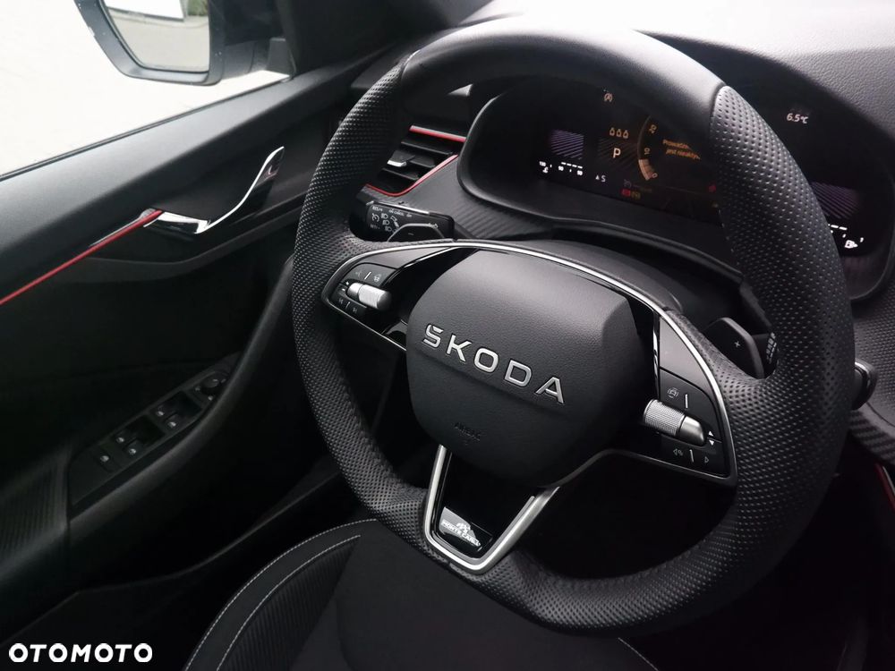 Skoda Kamiq 1.5 TSI Monte Carlo DSG - 27