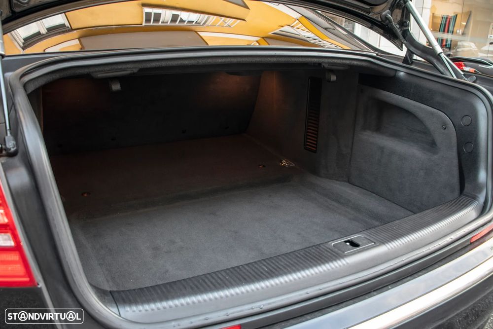 Audi S8 5.2 FSi V10 quattro - 34