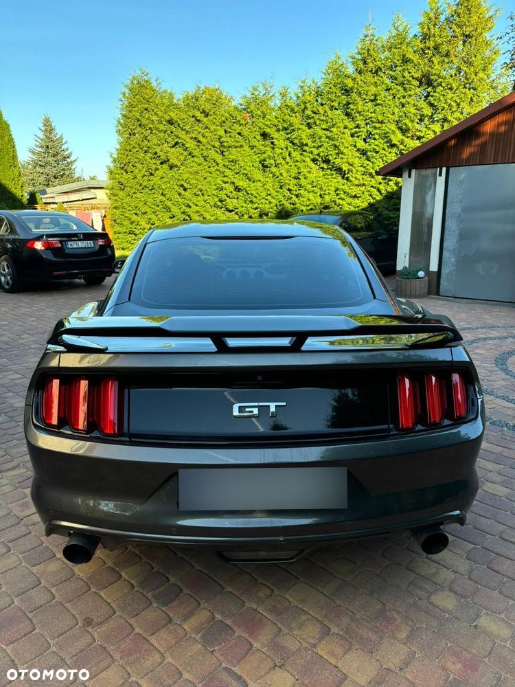 Ford Mustang 5.0 V8 GT - 4