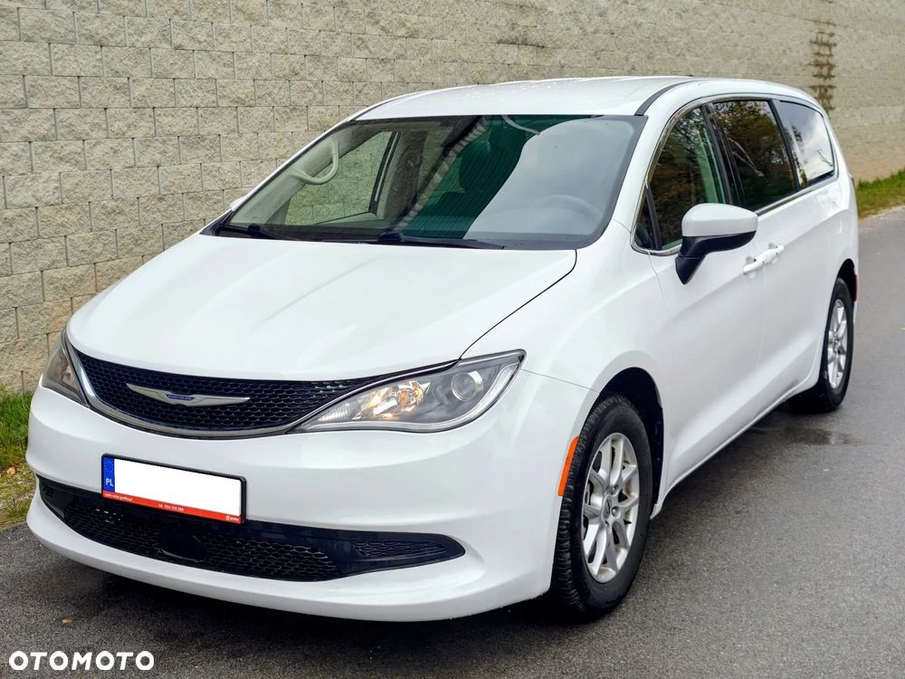 Chrysler Pacifica - 3