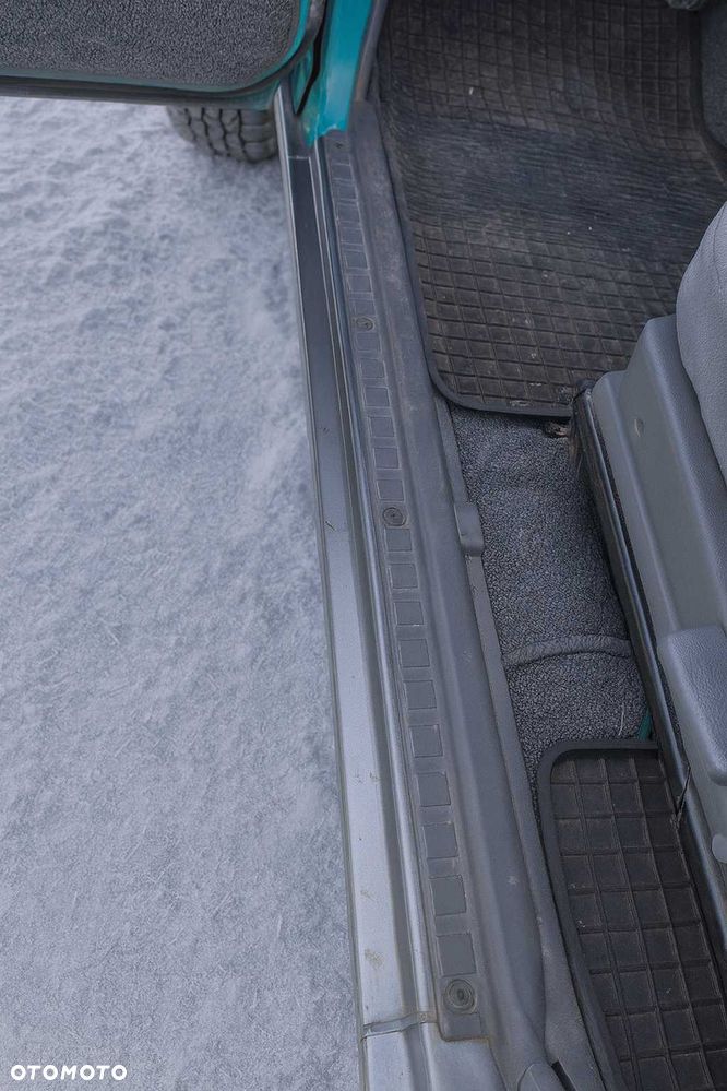 Toyota RAV4 - 5