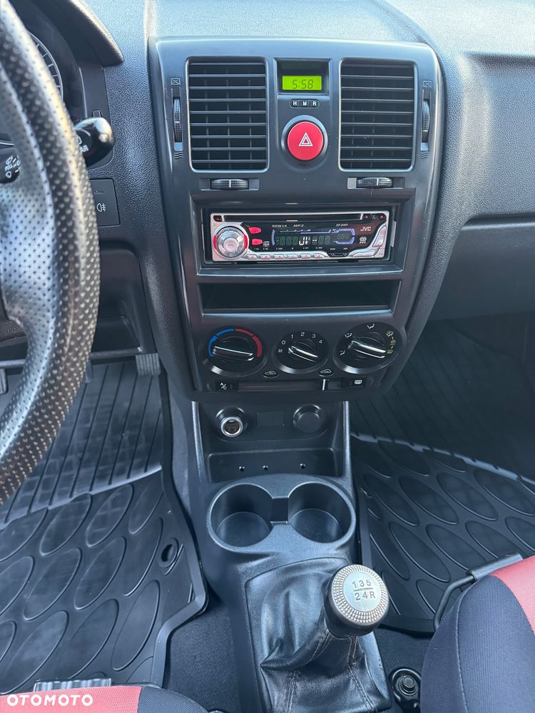 Hyundai Getz 1.1 GL - 15