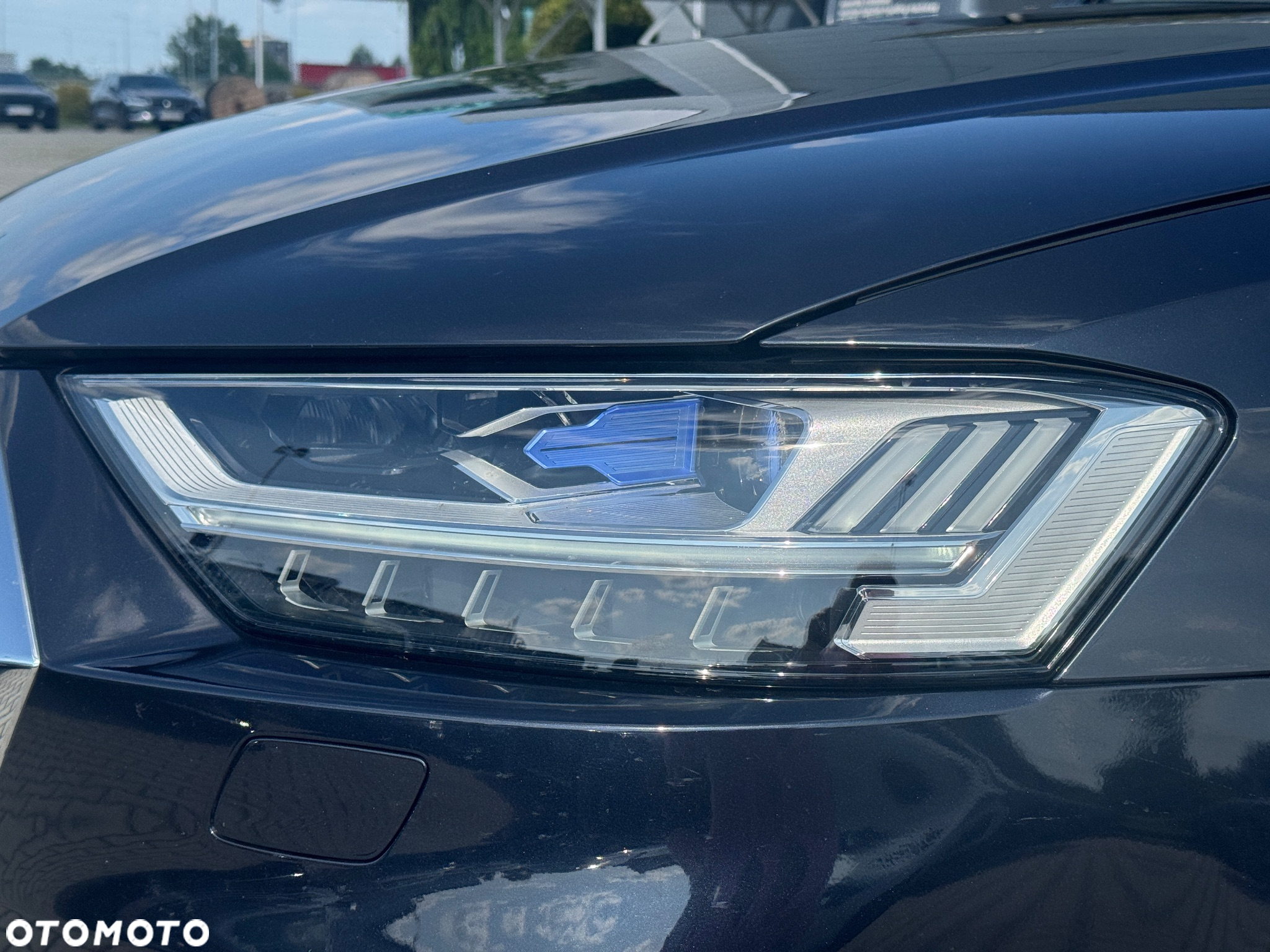 Audi S8 - 9