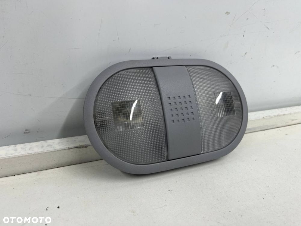 Lampka oświetlenia kabiny Mitsubishi Colt VI 6 Z30 04-12r. wnętrza podsufitki sufitowa mr951589 - 2