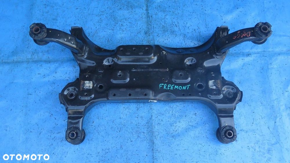 Belka Sanki Wózek Przód Przednia FIAT FREEMONT DODGE JOURNEY