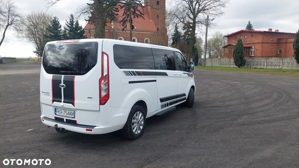 Ford Tourneo Custom - 6