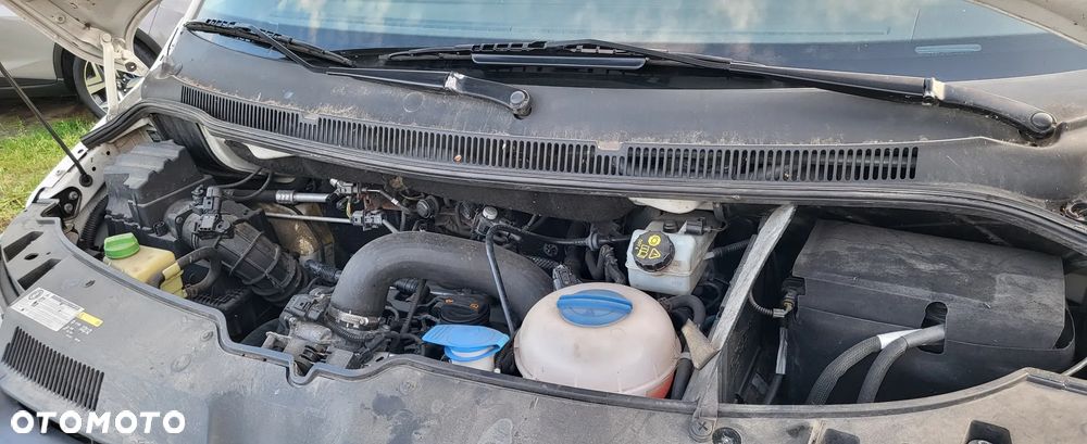 Volkswagen Transporter - 24