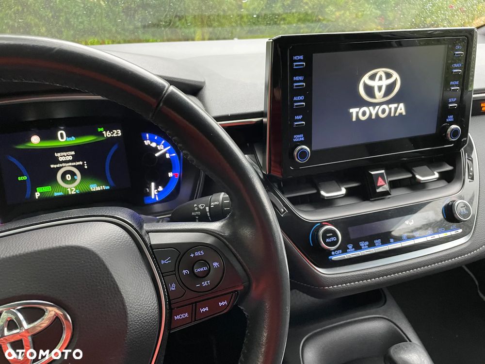 Toyota Corolla 1.8 Hybrid Comfort - 4