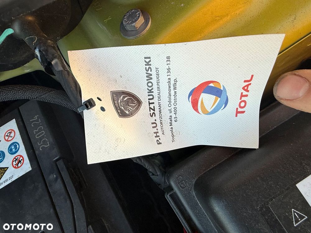 Peugeot 208 PureTech 100 Style - 18