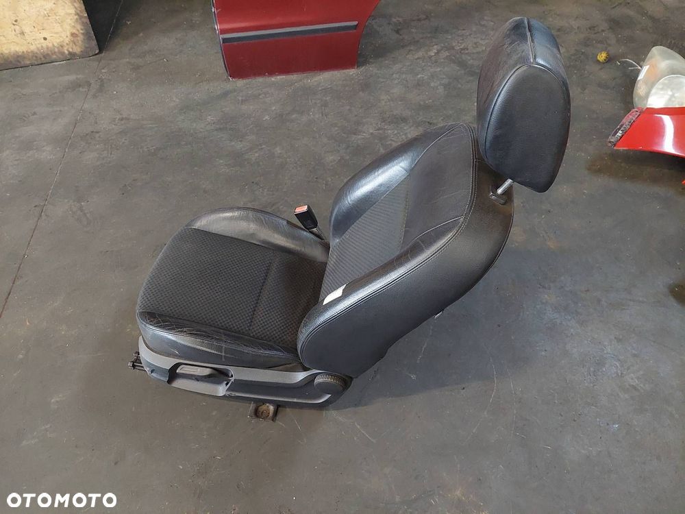 FOTEL LEWY PRZÓD FORD FOCUS MK2 PÓŁ SKÓRA 5D EU - 8