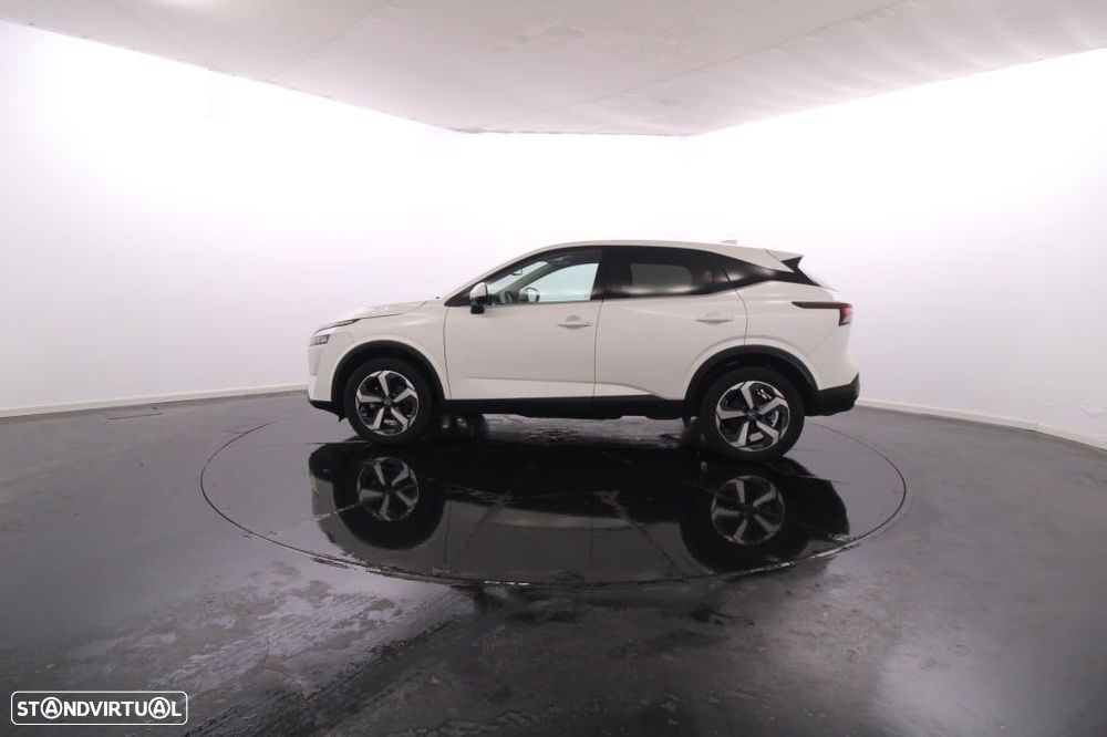 Nissan Qashqai 1.3 DIG-T N-Connecta LED Xtronic - 3