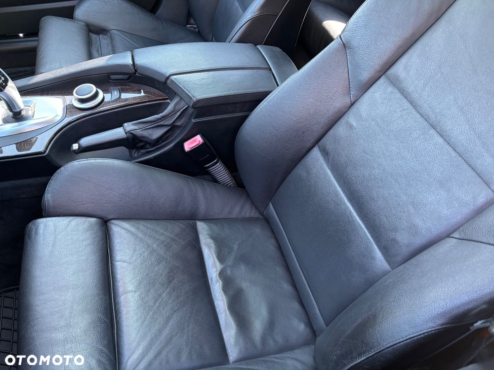 BMW Seria 5 530d Edition Exclusive - 16