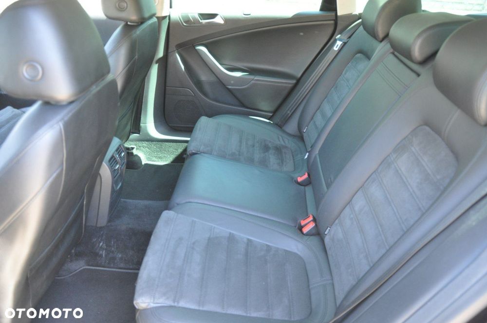 Volkswagen Passat - 10