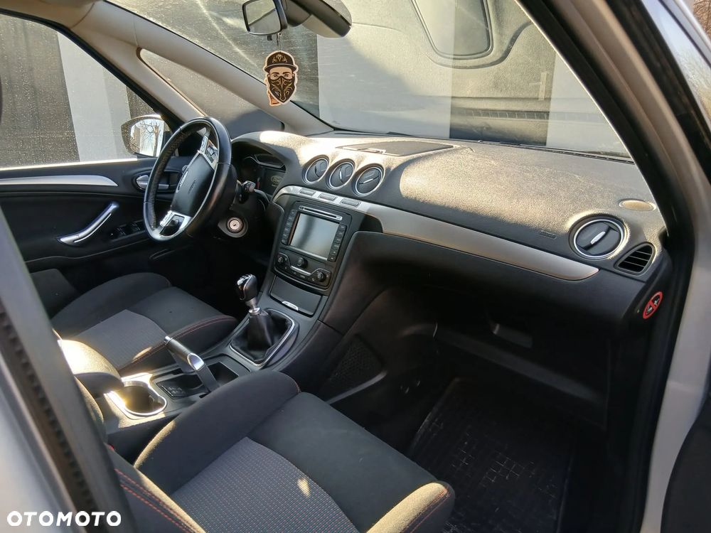 Ford S-Max 2.0 TDCi DPF Titanium - 5