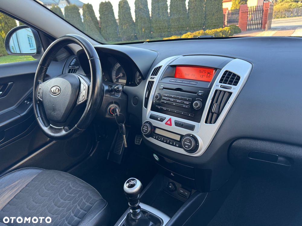 Kia ProCeed 1.6 CVVT LX - 18